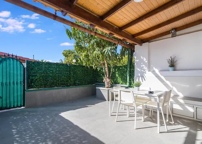 Home2book Vibrant Stay, Pool & Terrace